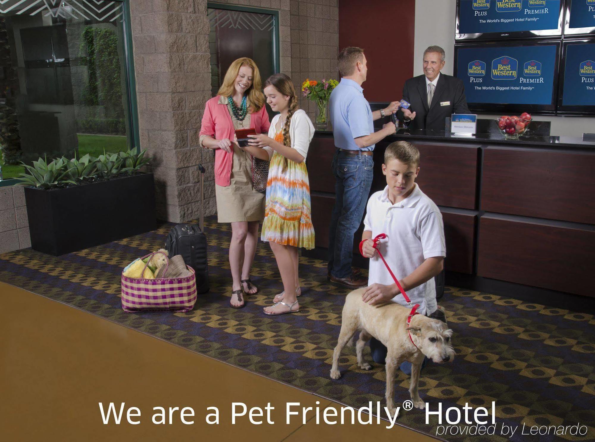 Best Western Plus Durham Hotel & Conference Centre Oshawa Luaran gambar